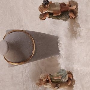 Gold colored necklace